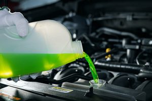 Pouring,Antifreeze,Coolant,Liquid,Into,Car,Engine,Radiator - Meineke Wisconsin Meineke Car Care | Radiator Flush | Milwaukee