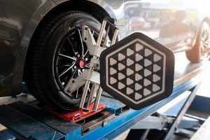 Car,Wheel,Balancer,Calibrate,With,Laser,Reflector,Attach,On,Each - Meineke Wisconsin Meineke Car Care | Tire Balancing | Milwaukee